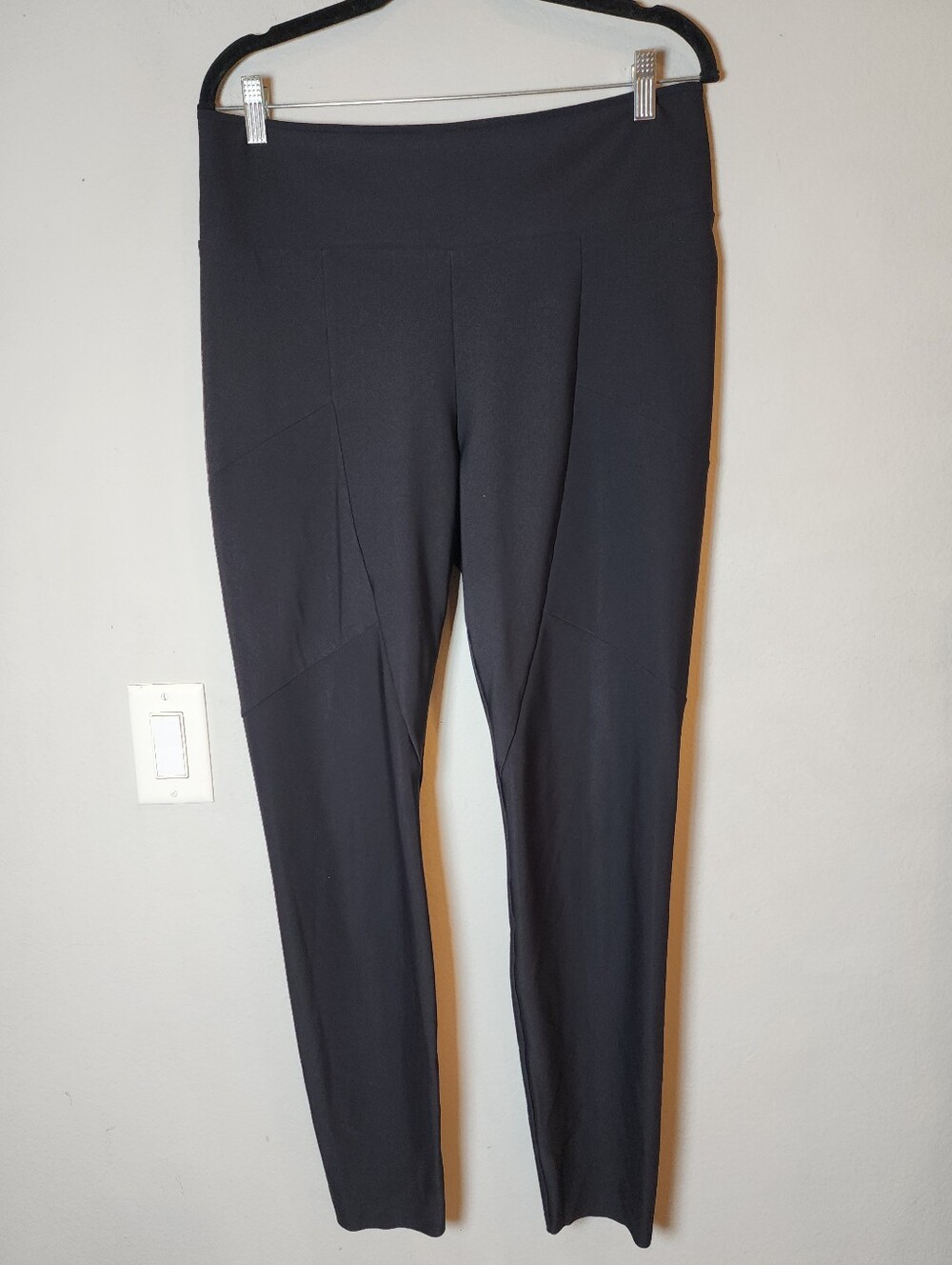 Size 12 Tall Athleta Stellar City Tight Black Leggings One Pocket Women #531088